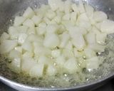 A picture of step 1 of Pear Chutney.