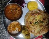 A picture of step 3 of Stuffed Potato kulcha.