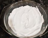 A picture of step 4 of Easy Biscuits orange Trifle.