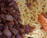 Foto del paso 4 de la receta: Pasta con crema de tomate y guanciale