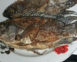 Foto langkah ke 2 dari resep Ikan Nila Bumbu Kuning.