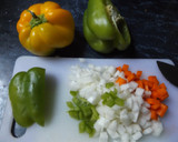 Foto del paso 1 de la receta: Codornices con salsa de verduras, de salsa de soja y salsa de ostras
