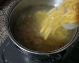 Foto langkah ke 1 dari resep Fusilli Aglio Olio Smoked Beef.
