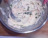 A picture of step 2 of Rava uttapam.