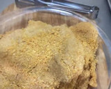 Foto del paso 2 de la receta: "Pechugas de pollo empanizadas, doradas y crujientes ¡Un plato irresistible!"