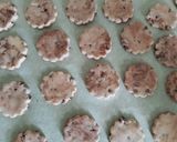 Foto del passaggio 4 della ricetta Frollini al cacao con gocce di cioccolato