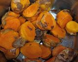 A picture of step 2 of Turmeric Fresh and Raw (Preserve).