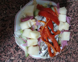 Foto del paso 4 de la receta: Ensalada de Espárragos, sardinillas y melón