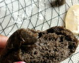 Foto langkah ke 6 dari resep Monocrome Donuts (Charcoal Donuts).