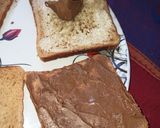 मूंगफली मक्खन और चॉकलेट सैंडविच (moongfali makhan aur chocolate sandwich recipe in HIndi) रेसिपी चरण 2 फोटो
