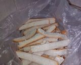 Foto del paso 1 de la receta Palitos de torrija de aprovechamiento