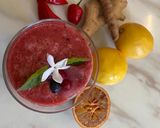 Une image de l'étape 5 de Jus betteraves fraises.