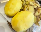 Foto langkah ke 1 dari resep [Eps. 46] Perkedel Kentang 🥔🥚.