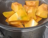 Foto langkah ke 1 dari resep Biji Salak Labu Kuning.