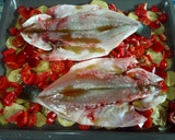 Foto del paso 3 de la receta: Lubina al horno con costra de bechamel