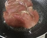 Foto del paso 6 de la receta: Pierna de puerco en achiote acompañado de chucrut y puré de papa