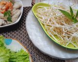 Hình bước làm 2 của món Bữa ăn cuốn với bánh khọt khoai tây