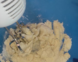 A picture of step 1 of Passion Flavored Cupcakes.
