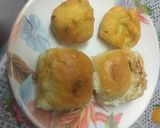 A picture of step 4 of Rj special Wada pav.