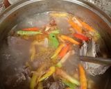 Foto langkah ke 4 dari resep Asem asem balungan dong so (daun melinjo).