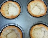 A picture of step 5 of Pizza Cups.