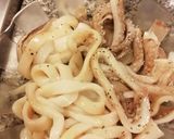 Foto del paso 1 de la receta: Rabas y tentáculos de calamar fritos (vagonetas)