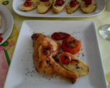 Foto del paso 4 de la receta: Pollo con patatas, tomates y pimiento al ajo y perejil