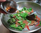 什錦炒泡麵的食譜步驟4照片