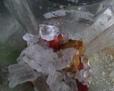 Foto langkah ke 2 dari resep Strawberry Juice Gula Aren.