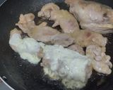 Foto del paso 3 de la receta: Sándwich🥯de pollo🍗hawaiano🍍🧀🥐