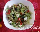 A picture of step 3 of Horiatiki Salad.