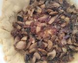 A picture of step 8 of Vegetarian Mushroom and cherry tomato quiche.