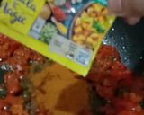 चटपटे टोमेटो मैगी मसाला(chatpate tomato maggi masala recipe in hindi) रेसिपी चरण 2 फोटो