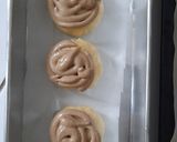 Foto langkah ke 6 dari resep Mexican Coffee Bun alias "Roti Boy" (takaran sendok).