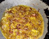 A picture of step 5 of Prawn curry.