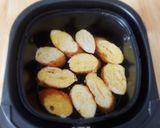 Hình bước làm 3 của món BÁNH MÌ nướng bơ sữa bằng NCKD