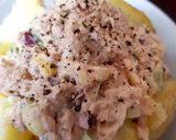 A picture of step 6 of My Tuna Cheesy salad jacket Potato 😍.