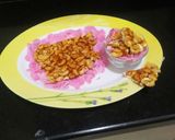 A picture of step 4 of Cashew chikki.