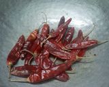 A picture of step 2 of Idly podi (Gun powder).