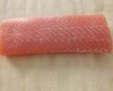 A picture of step 2 of Treccia di salmone e pesto di pistacchio.