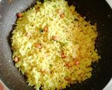 A picture of step 5 of Poha upma.
