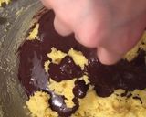 Foto del passaggio 4 della ricetta Plumcake al cacao