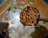 A picture of step 5 of Brongkos Tofu and Black-Eyed Peas Stew.