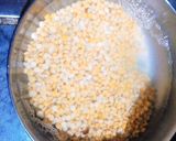 A picture of step 1 of Chanay ki dal karahi.