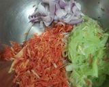 A picture of step 3 of Egg Prawn Roll in kolkata style.