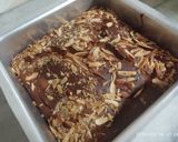 A picture of step 4 of Honey Almond Brownie.