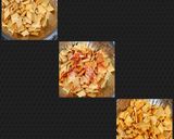 A picture of step 3 of Krispy cheeselings.