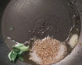 A picture of step 5 of Dahi bhindi.