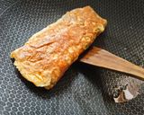 Foto langkah ke 6 dari resep Telur Dadar Gulung (Tamagoyaki) Wajan Bundar.