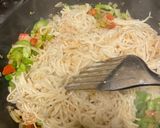 A picture of step 3 of Hakka Noddles.